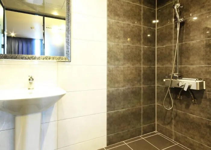 Carino Hotel