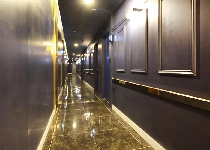 Hotel Carino