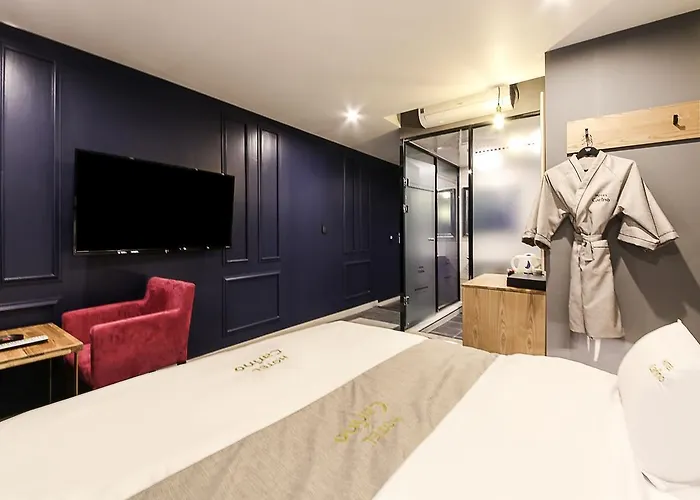 Carino Hotel