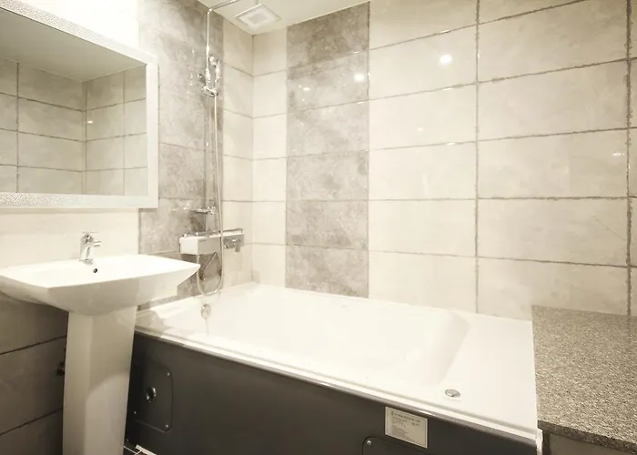 Carino Hotel 2*